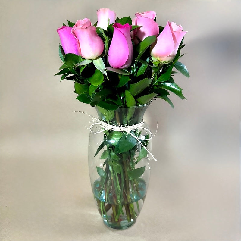 Arreglo 12 rosas rosita y fucsia
